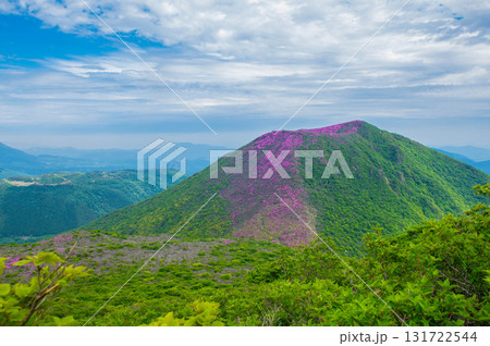 大船山登山道から望む平治岳 131722544
