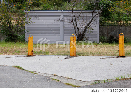 公園の車止め 131722941
