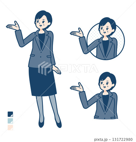 ビジネスミドル女性が解説しているイラスト 131722980