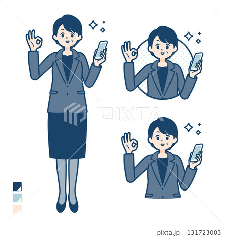 ビジネスミドル女性がスマートフォンを持ちOKサインをしているイラスト ビジネスミドル女性がスマートフォンを持ちOKサインをしているイラスト 131723003