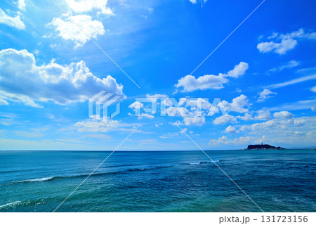 湘南海岸 七里ヶ浜海岸からの相模湾と江の島 湘南海岸 七里ヶ浜海岸からの相模湾と江の島 131723156