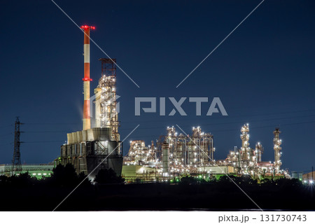 四日市の工場夜景《焼津突堤より望む塩浜地区 昭和四日市石油》 四日市の工場夜景《焼津突堤より望む塩浜地区 昭和四日市石油》 131730743