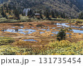 火打山　紅葉の高谷池と高谷池ヒュッテ 131735454