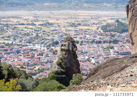 View of the city of Kalambaka from above 131735971