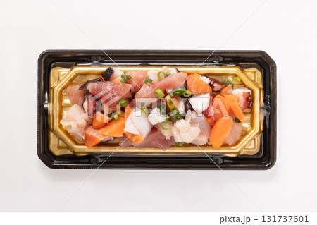 海鮮 刺身ミックス盛り(まぐろ キハダマグロ サーモン たこ) 海鮮 刺身ミックス盛り(まぐろ キハダマグロ サーモン たこ) 131737601