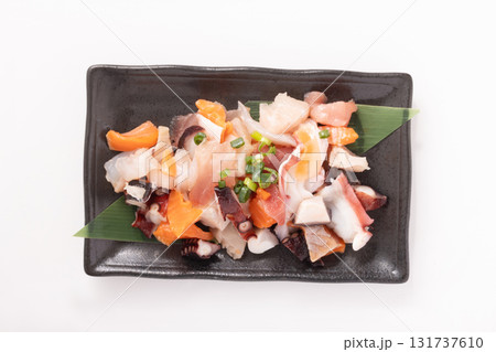 海鮮 刺身ミックス盛り(まぐろ キハダマグロ サーモン たこ) 海鮮 刺身ミックス盛り(まぐろ キハダマグロ サーモン たこ) 131737610
