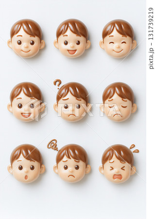 男の子　表情　アイコンセット 131739219