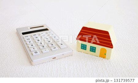 マイホーム　住宅ローン　繰り上げ返済　16:9 131739577