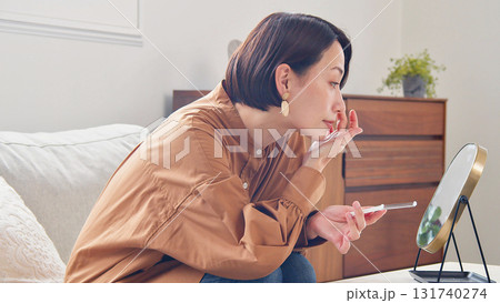 身だしなみの合間 131740274