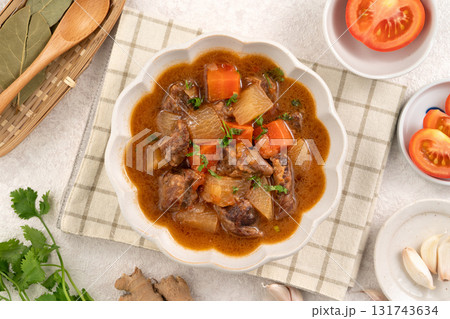 牛肉 ビーフ 煮込み 131743634