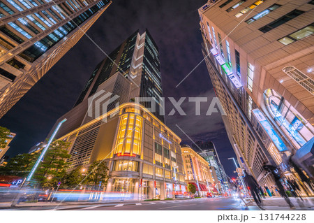 日本の東京都市景観10月3日。東京日本橋タワーや日本橋高島屋…などを望む… 131744228