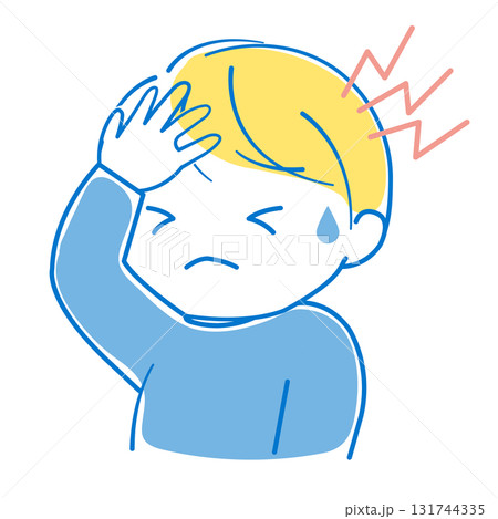 頭痛を訴える男の子 131744335