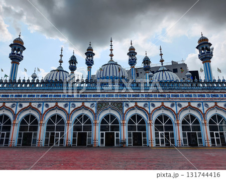 Exterior View Of Jamia Mosque Rawalpindi Built In 1902 Showcasing Islamic Architecture And Cultural Heritage Exterior View Of Jamia Mosque Rawalpindi Built In 1902 Showcasing Islamic Architecture And Cultural Heritage 131744416