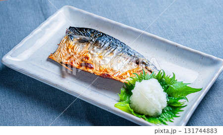 鯖の塩焼き 131744883