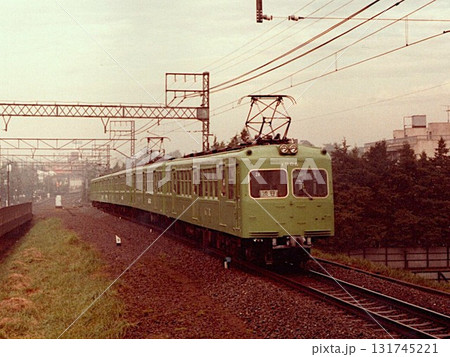 京王井の頭線 デハ1900形 高井戸駅 京王井の頭線 デハ1900形 高井戸駅 131745221