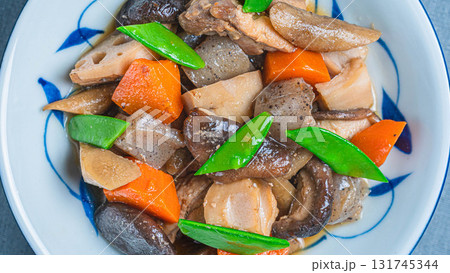 筑前煮 131745344