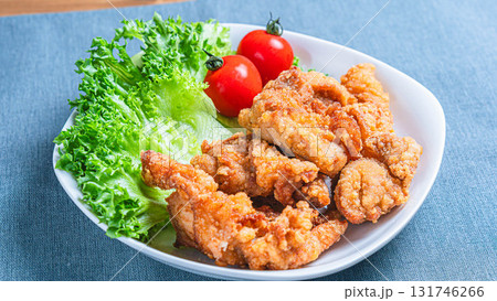 鶏の唐揚げ 131746266