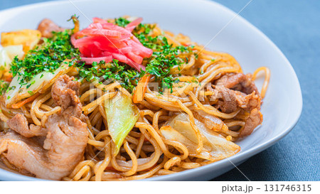 野菜たっぷりの家庭風焼きそば 131746315