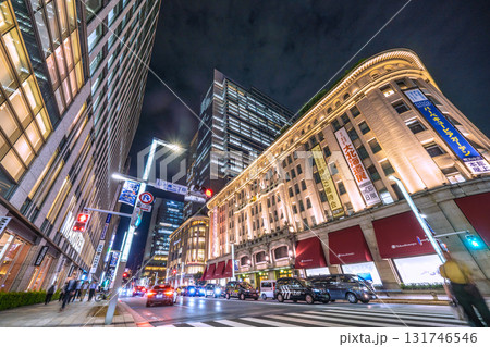 日本の東京都市景観10月3日。東京日本橋タワーや日本橋高島屋など… 131746546