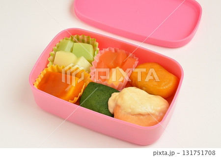 おいしそうで食べやすいムースの介護食 131751708