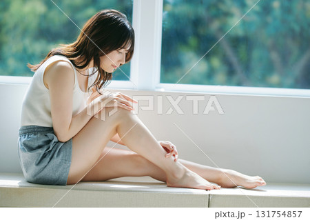 ビューティーイメージ 若い女性のポートレート 131754857