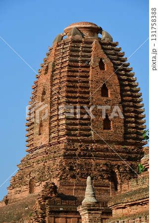 ミャンマー、バガン、仏塔群 131758388