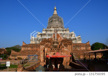 ミャンマー、バガン、シュエサンドー・パゴダ、仏塔 131758395