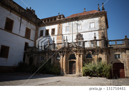 ポルトガル、コインブラの新サンタ・クララ修道院 131758481