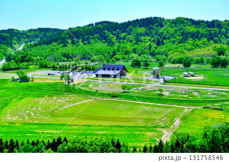 ほろのべトナカイ観光牧場の風景 131758546