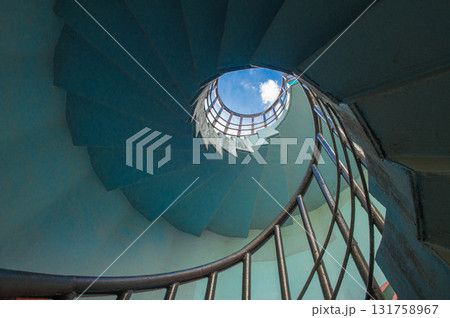 野見山展望台の螺旋階段 野見山展望台の螺旋階段 131758967