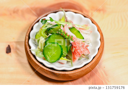 カニカマときゅうりの和え物 カニカマときゅうりの和え物 131759176