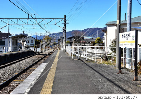 神奈川県大井町　御殿場線の上大井駅プラットホーム 131760377