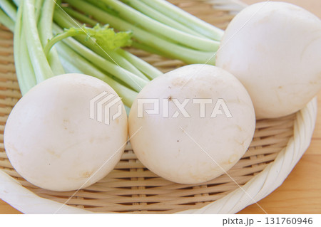 蕪(かぶ) 131760946