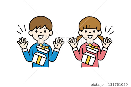 プレゼントをもらって喜ぶ、かわいい子供たちの上半身ベクターイラスト素材セット 131761039