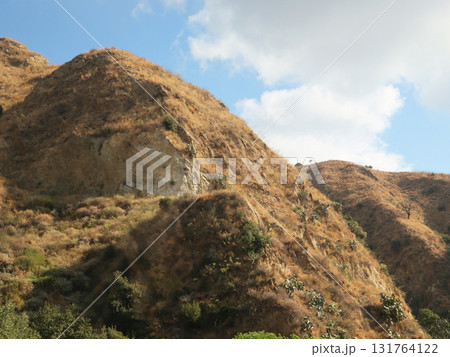 Panorama of the hills in Sicily, Italy Panorama of the hills in Sicily, Italy 131764122