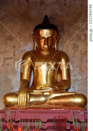 ミャンマー、バガン、スラマニ寺院、仏像 131764749