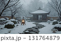 雪庭と灯籠の静寂 131764879