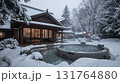 雪と灯の和の宿 131764880
