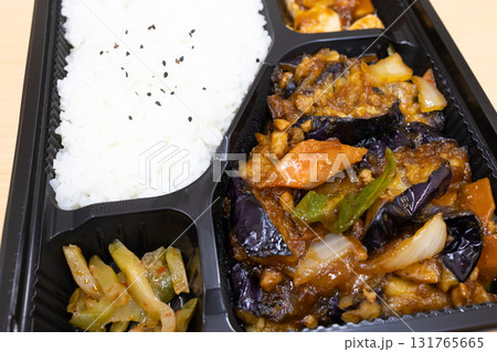 おいしい麻婆茄子の中華弁当 131765665
