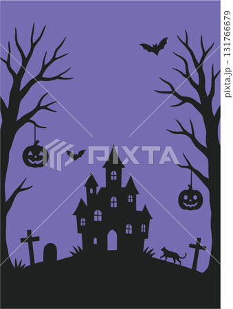 お化け屋敷と枯れ木のハロウィン背景 131766679