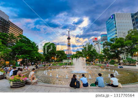 北海道　札幌市　大通公園の夕景 131770564