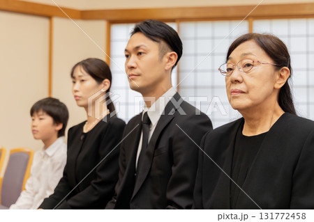 お葬式 お葬式 131772458