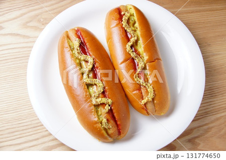 ホットドッグ ホットドッグ 131774650