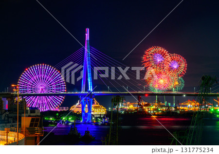天保山の夜景と万博花火 天保山の夜景と万博花火 131775234