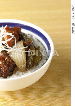 黒酢酢豚丼 黒酢酢豚丼 131780655