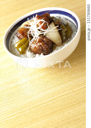 黒酢酢豚丼 黒酢酢豚丼 131780660