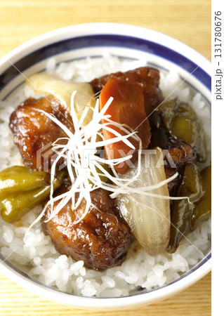 黒酢酢豚丼 黒酢酢豚丼 131780676