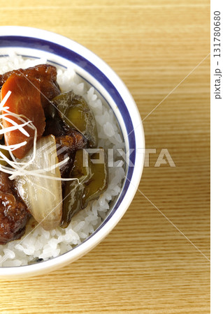 黒酢酢豚丼 黒酢酢豚丼 131780680