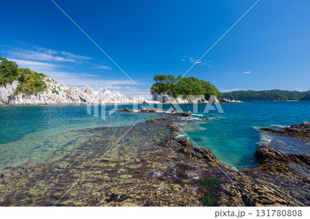 浄土ヶ浜の絶景　美しい海の風景 131780808