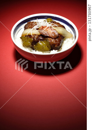 黒酢酢豚丼 黒酢酢豚丼 131780967